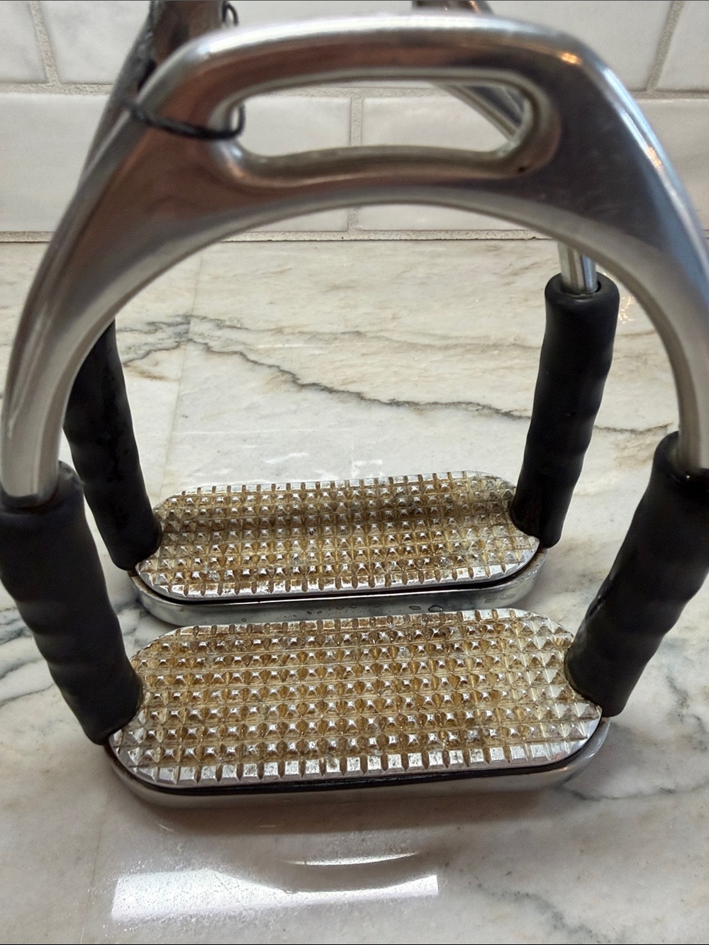 Herm Sprenger System 4 Jointed Stirrups - Picture 5 of 13